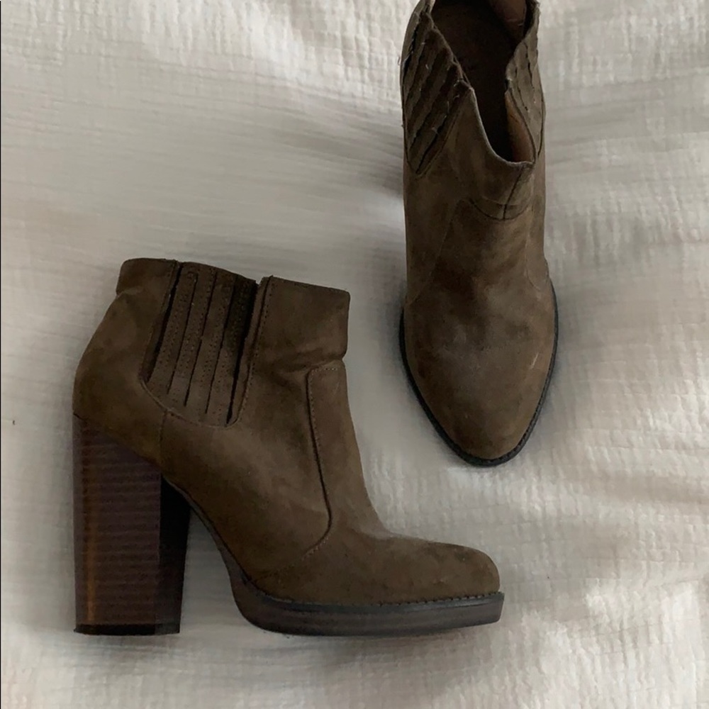 EUC Zara Green Booties Size 38